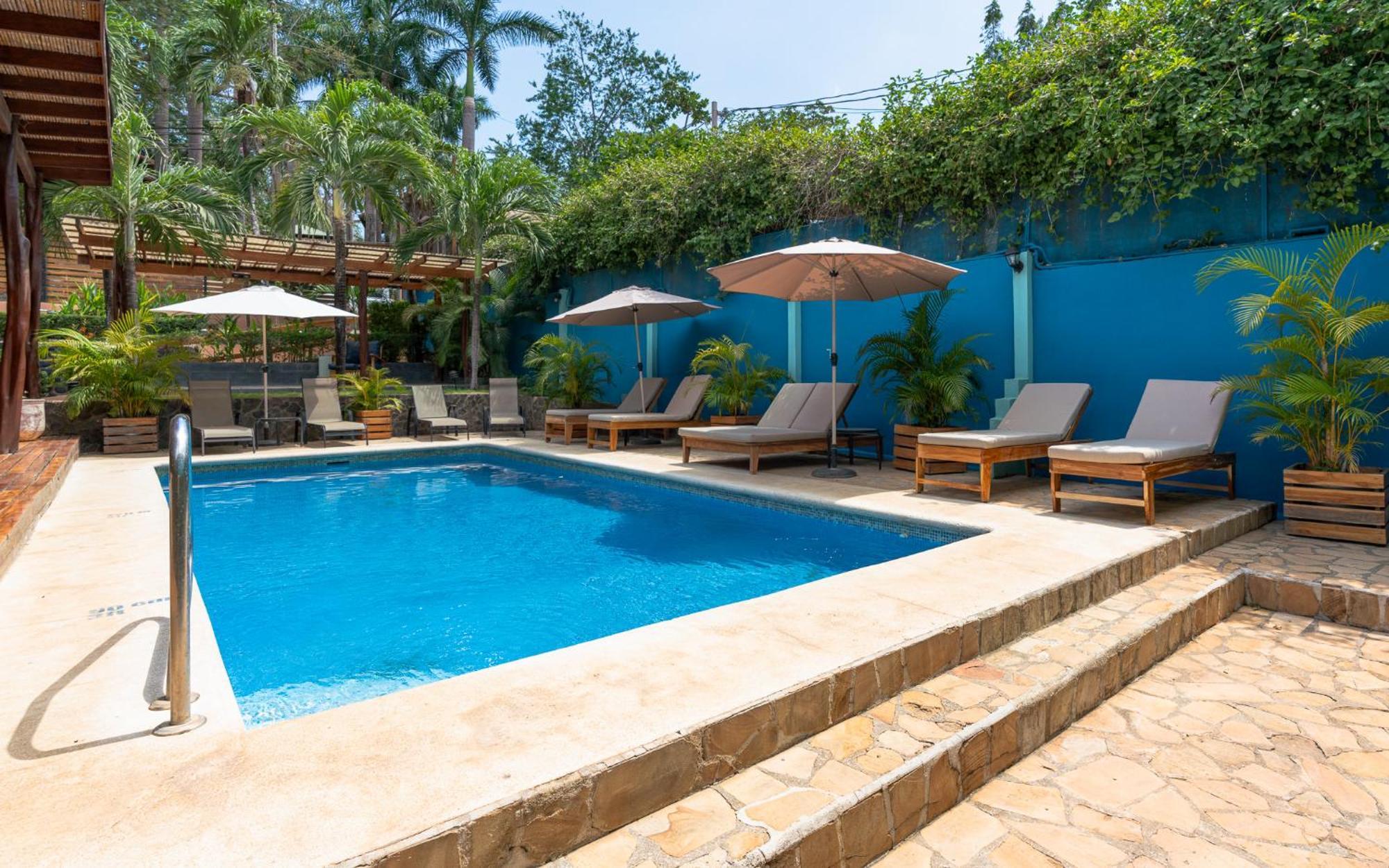 Hotel Arco Iris Tamarindo Exterior foto